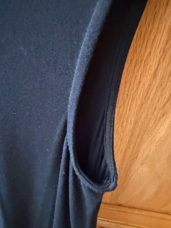 Soma Black Tank Top with Cream Crochet V-Panel - Picture 6 of 8